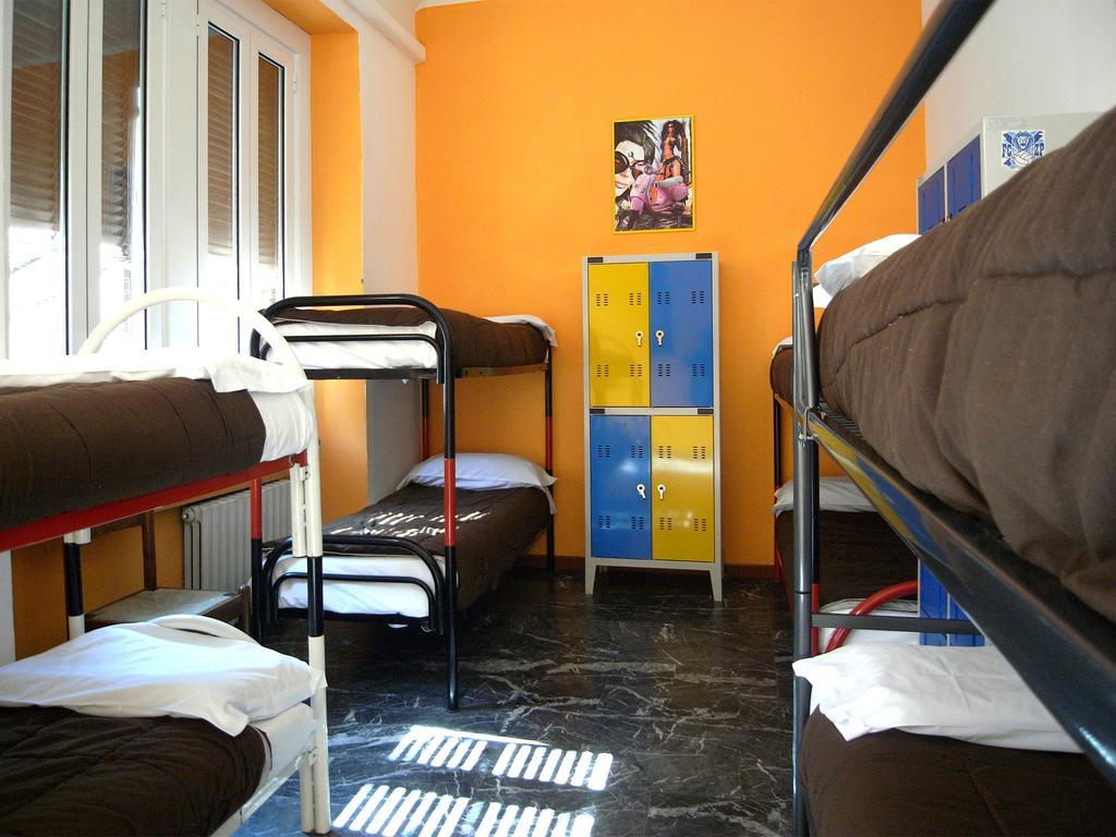 Hostel California Милано Стая снимка
