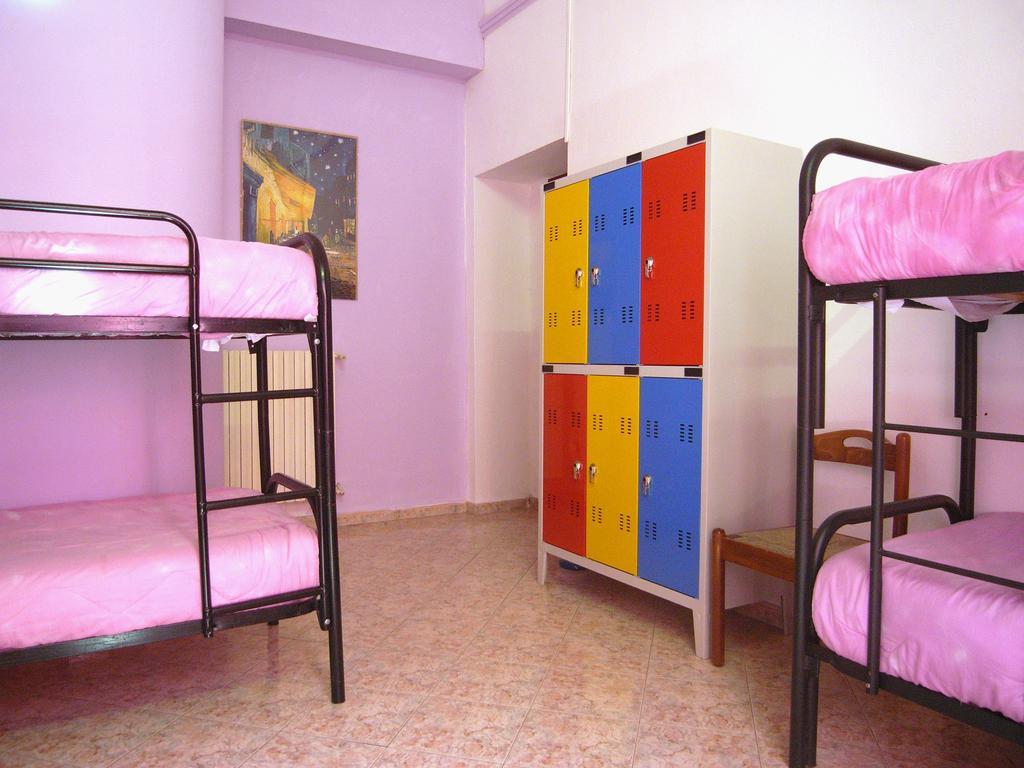 Hostel California Милано Стая снимка